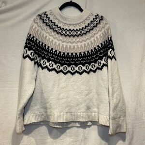 Universal Thread White and Black Knit Sweater